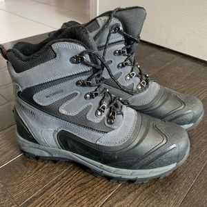 Magellan Snow Boots.